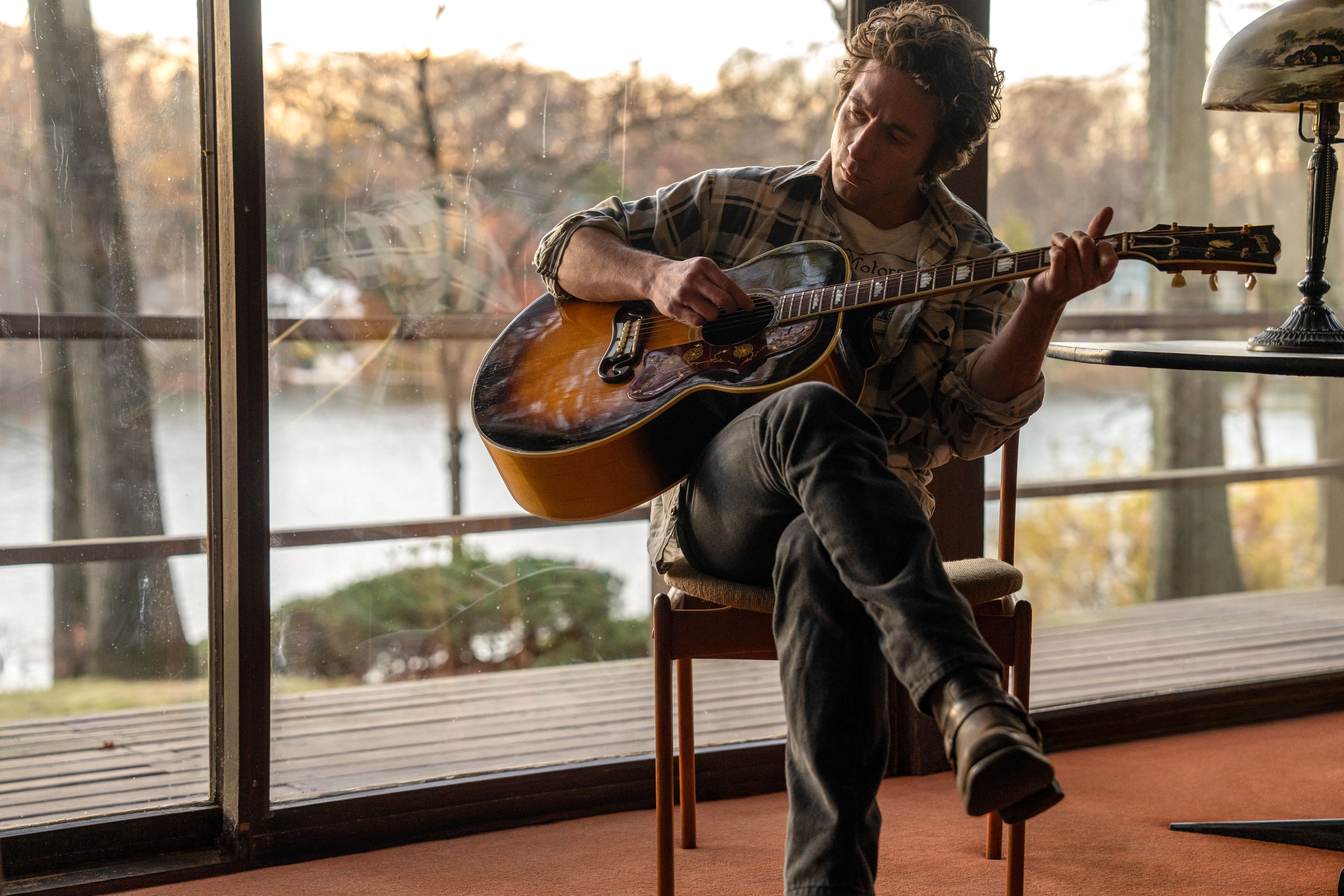 SPRINGSTEEN: VYVEĎ MA Z NIČOTY